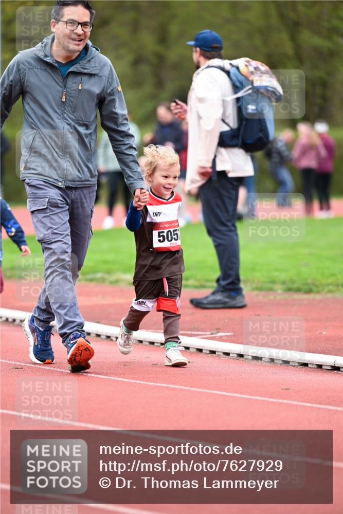 13.04.2025 - Hammer Lauf Dr. Thomas Lammeyer http://msf.ph/oto/7627929 13.04.2025 09:11:02 Laufen 15, 505 meine-sportfotos.de