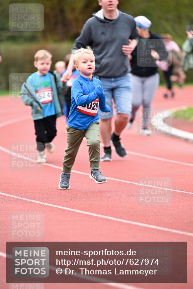 13.04.2025 - Hammer Lauf Dr. Thomas Lammeyer http://msf.ph/oto/7627974 13.04.2025 09:11:10 Laufen 5241, 029 meine-sportfotos.de