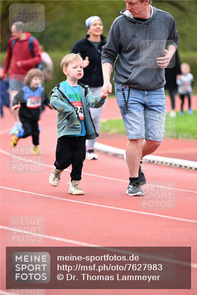 13.04.2025 - Hammer Lauf Dr. Thomas Lammeyer http://msf.ph/oto/7627983 13.04.2025 09:11:11 Laufen 24 meine-sportfotos.de