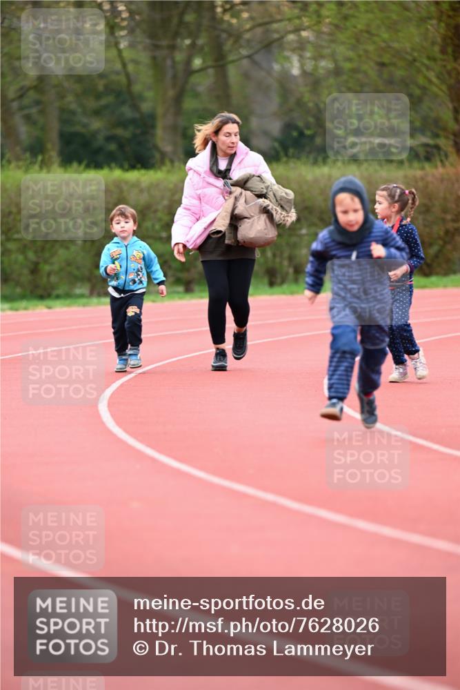 13.04.2025 - Hammer Lauf Dr. Thomas Lammeyer http://msf.ph/oto/7628026 13.04.2025 09:11:19 Laufen  meine-sportfotos.de