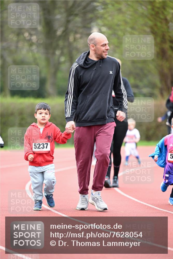 13.04.2025 - Hammer Lauf Dr. Thomas Lammeyer http://msf.ph/oto/7628054 13.04.2025 09:11:38 Laufen 15, 5237, 5 meine-sportfotos.de