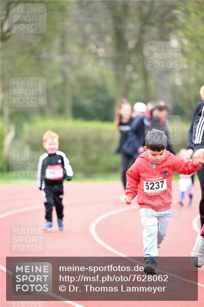 13.04.2025 - Hammer Lauf Dr. Thomas Lammeyer http://msf.ph/oto/7628062 13.04.2025 09:11:39 Laufen 5237 meine-sportfotos.de