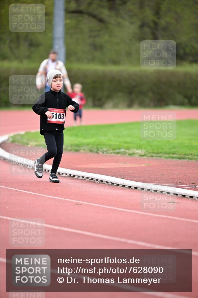 13.04.2025 - Hammer Lauf Dr. Thomas Lammeyer http://msf.ph/oto/7628090 13.04.2025 09:11:44 Laufen 15, 5103 meine-sportfotos.de