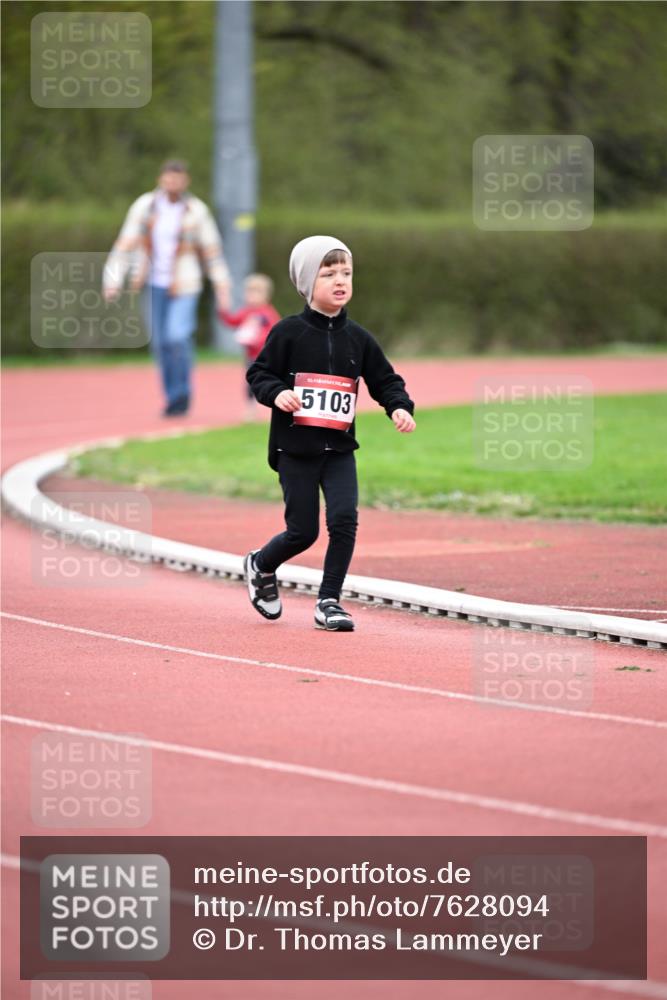 13.04.2025 - Hammer Lauf Dr. Thomas Lammeyer http://msf.ph/oto/7628094 13.04.2025 09:11:45 Laufen 15, 5103 meine-sportfotos.de