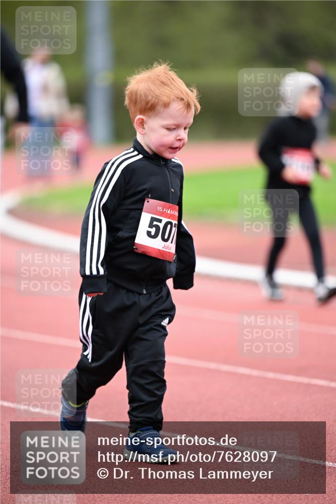 13.04.2025 - Hammer Lauf Dr. Thomas Lammeyer http://msf.ph/oto/7628097 13.04.2025 09:11:46 Laufen 15, 50 meine-sportfotos.de