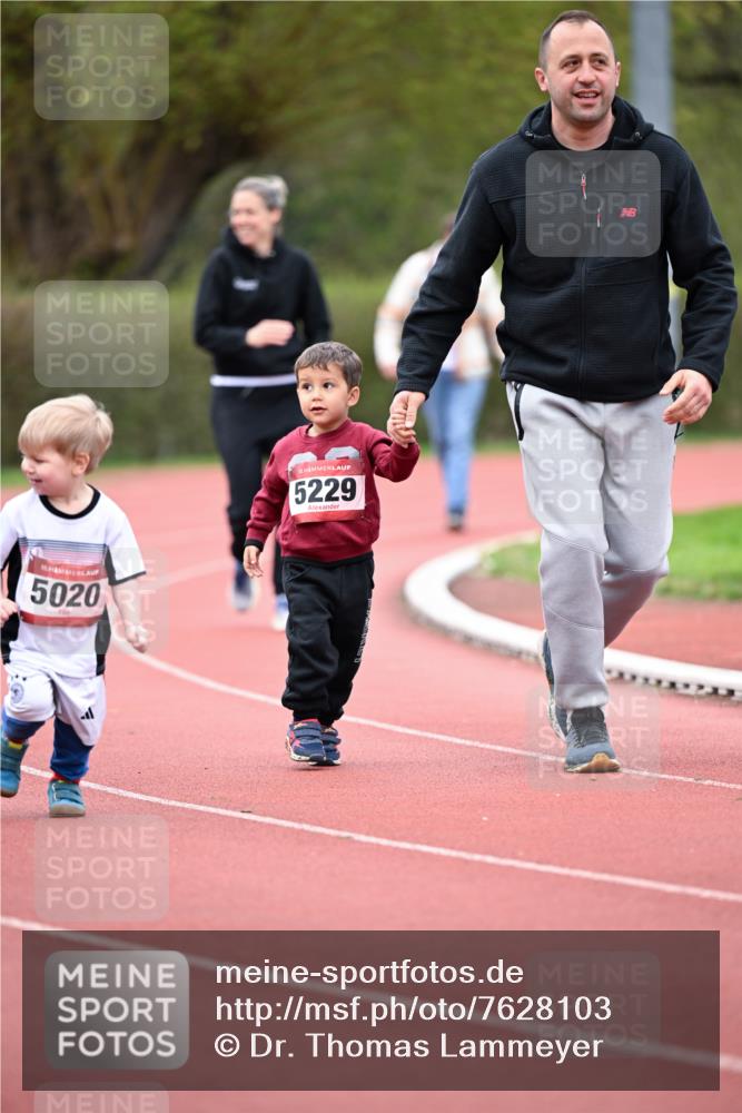13.04.2025 - Hammer Lauf Dr. Thomas Lammeyer http://msf.ph/oto/7628103 13.04.2025 09:11:47 Laufen 15, 5020, 5229 meine-sportfotos.de