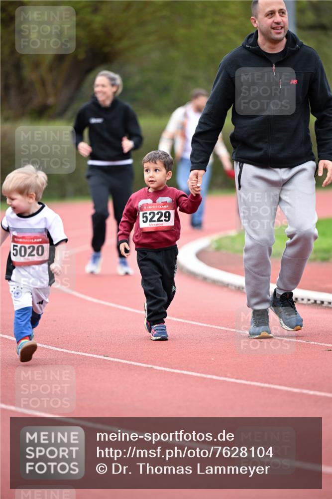 13.04.2025 - Hammer Lauf Dr. Thomas Lammeyer http://msf.ph/oto/7628104 13.04.2025 09:11:47 Laufen 5020, 15, 5229 meine-sportfotos.de
