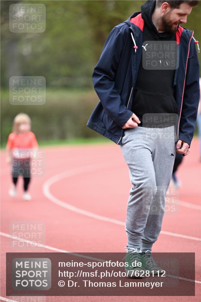 13.04.2025 - Hammer Lauf Dr. Thomas Lammeyer http://msf.ph/oto/7628112 13.04.2025 09:11:49 Laufen  meine-sportfotos.de