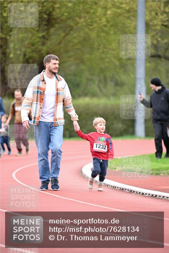 13.04.2025 - Hammer Lauf Dr. Thomas Lammeyer http://msf.ph/oto/7628134 13.04.2025 09:11:57 Laufen 15, 1232 meine-sportfotos.de