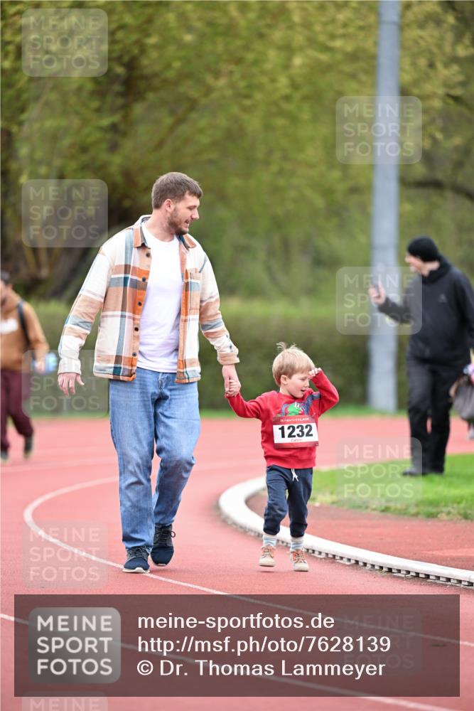 13.04.2025 - Hammer Lauf Dr. Thomas Lammeyer http://msf.ph/oto/7628139 13.04.2025 09:11:57 Laufen 15, 1232 meine-sportfotos.de