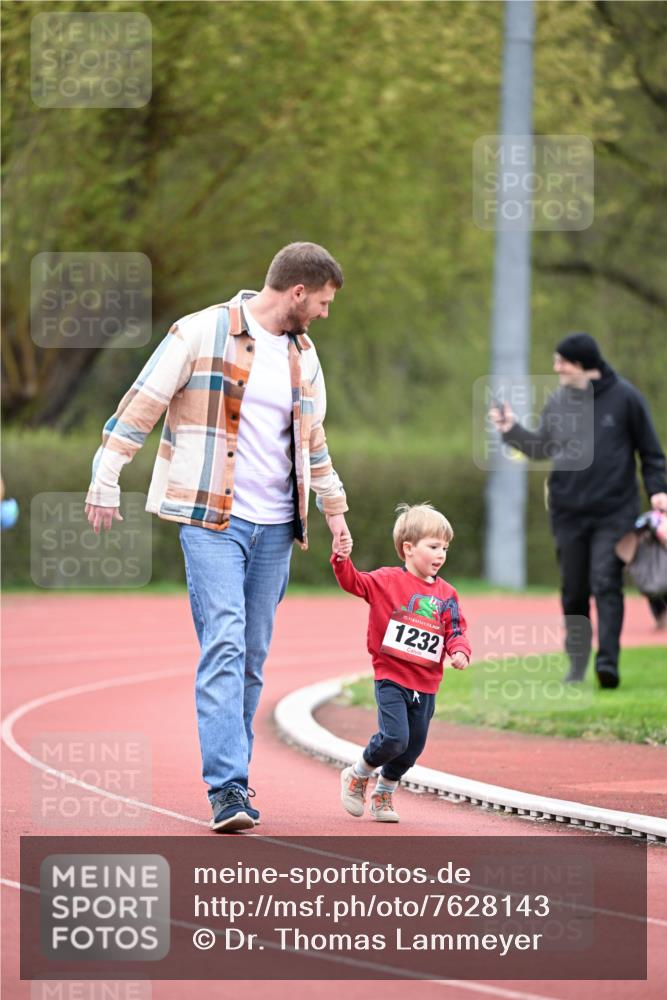 13.04.2025 - Hammer Lauf Dr. Thomas Lammeyer http://msf.ph/oto/7628143 13.04.2025 09:11:58 Laufen 15, 1232 meine-sportfotos.de