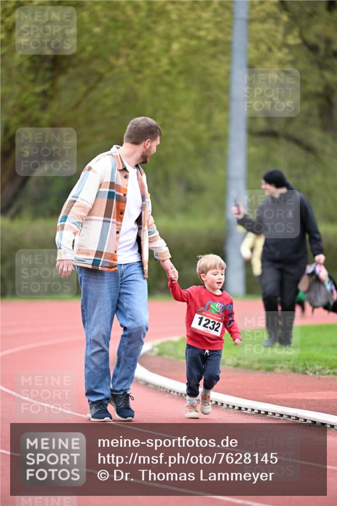 13.04.2025 - Hammer Lauf Dr. Thomas Lammeyer http://msf.ph/oto/7628145 13.04.2025 09:11:58 Laufen 15, 1232 meine-sportfotos.de