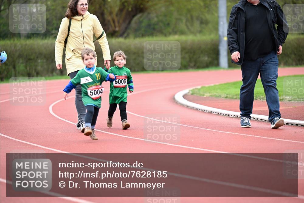 13.04.2025 - Hammer Lauf Dr. Thomas Lammeyer http://msf.ph/oto/7628185 13.04.2025 09:12:18 Laufen 5004, 5005 meine-sportfotos.de