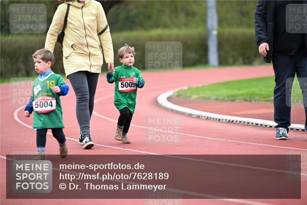 13.04.2025 - Hammer Lauf Dr. Thomas Lammeyer http://msf.ph/oto/7628189 13.04.2025 09:12:19 Laufen 19, 5004, 15, 5005 meine-sportfotos.de