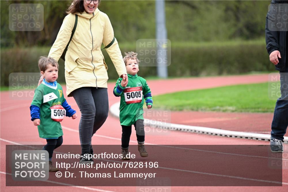 13.04.2025 - Hammer Lauf Dr. Thomas Lammeyer http://msf.ph/oto/7628196 13.04.2025 09:12:19 Laufen 5004, 15, 5005 meine-sportfotos.de