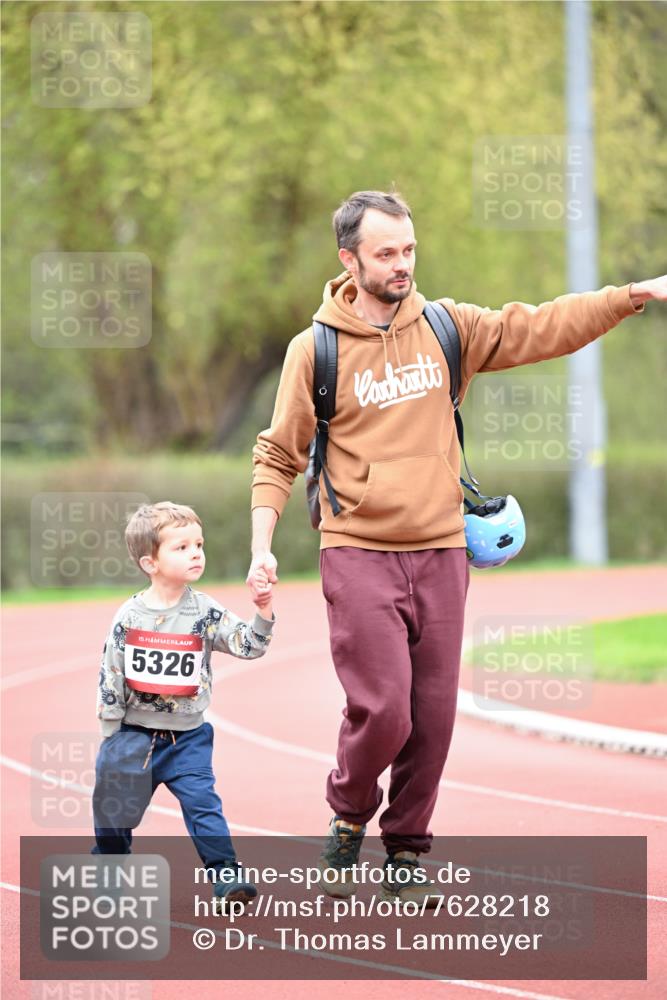 13.04.2025 - Hammer Lauf Dr. Thomas Lammeyer http://msf.ph/oto/7628218 13.04.2025 09:12:25 Laufen 15, 5326 meine-sportfotos.de
