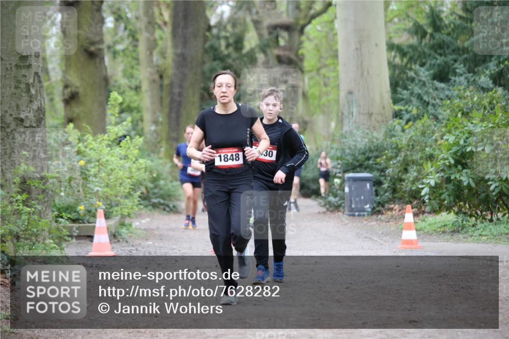 13.04.2025 - Hammer Lauf Jannik Wohlers http://msf.ph/oto/7628282 13.04.2025 12:45:44 Laufen 1848, 30 meine-sportfotos.de