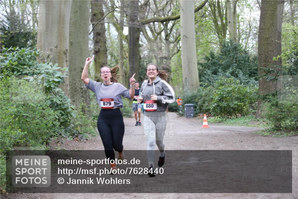 13.04.2025 - Hammer Lauf Jannik Wohlers http://msf.ph/oto/7628440 13.04.2025 12:45:07 Laufen 879, 880 meine-sportfotos.de
