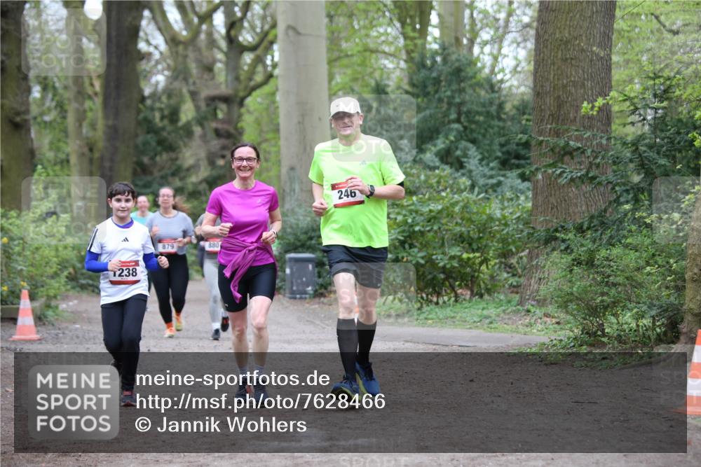 13.04.2025 - Hammer Lauf Jannik Wohlers http://msf.ph/oto/7628466 13.04.2025 12:45:03 Laufen 1238, 879, 880, 246 meine-sportfotos.de