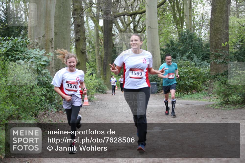 13.04.2025 - Hammer Lauf Jannik Wohlers http://msf.ph/oto/7628506 13.04.2025 12:44:55 Laufen 1570, 1569, 174 meine-sportfotos.de