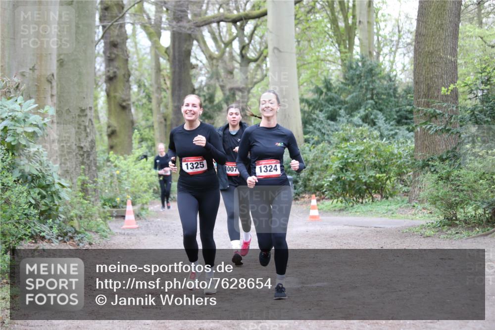 13.04.2025 - Hammer Lauf Jannik Wohlers http://msf.ph/oto/7628654 13.04.2025 12:44:22 Laufen 1325, 1007, 1324 meine-sportfotos.de