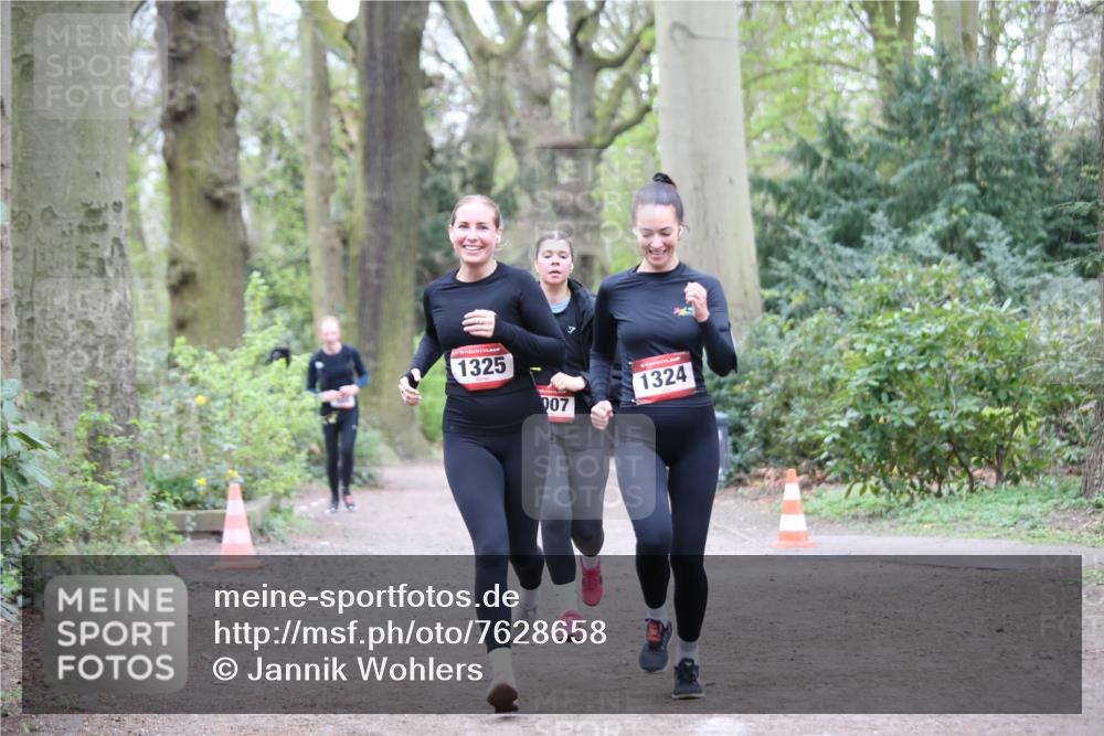13.04.2025 - Hammer Lauf Jannik Wohlers http://msf.ph/oto/7628658 13.04.2025 12:44:21 Laufen 1325, 007, 1324 meine-sportfotos.de