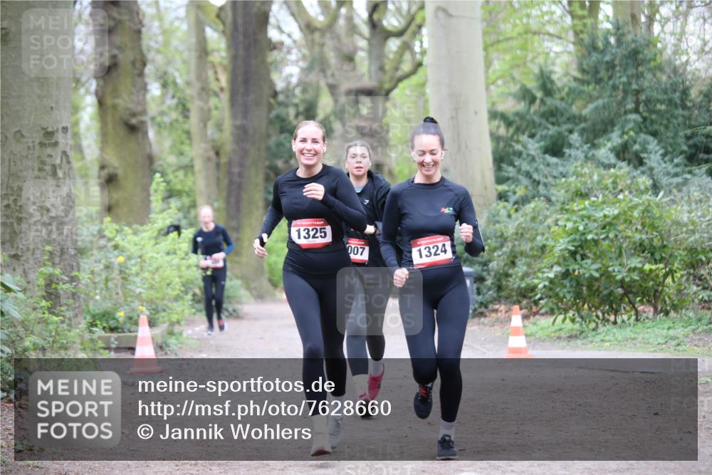 13.04.2025 - Hammer Lauf Jannik Wohlers http://msf.ph/oto/7628660 13.04.2025 12:44:21 Laufen 1325, 007, 1324 meine-sportfotos.de