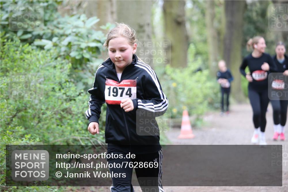 13.04.2025 - Hammer Lauf Jannik Wohlers http://msf.ph/oto/7628669 13.04.2025 12:44:20 Laufen 15, 1974 meine-sportfotos.de