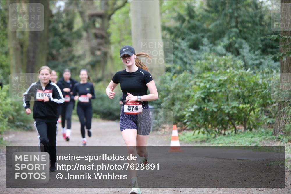 13.04.2025 - Hammer Lauf Jannik Wohlers http://msf.ph/oto/7628691 13.04.2025 12:44:17 Laufen 1974, 874 meine-sportfotos.de