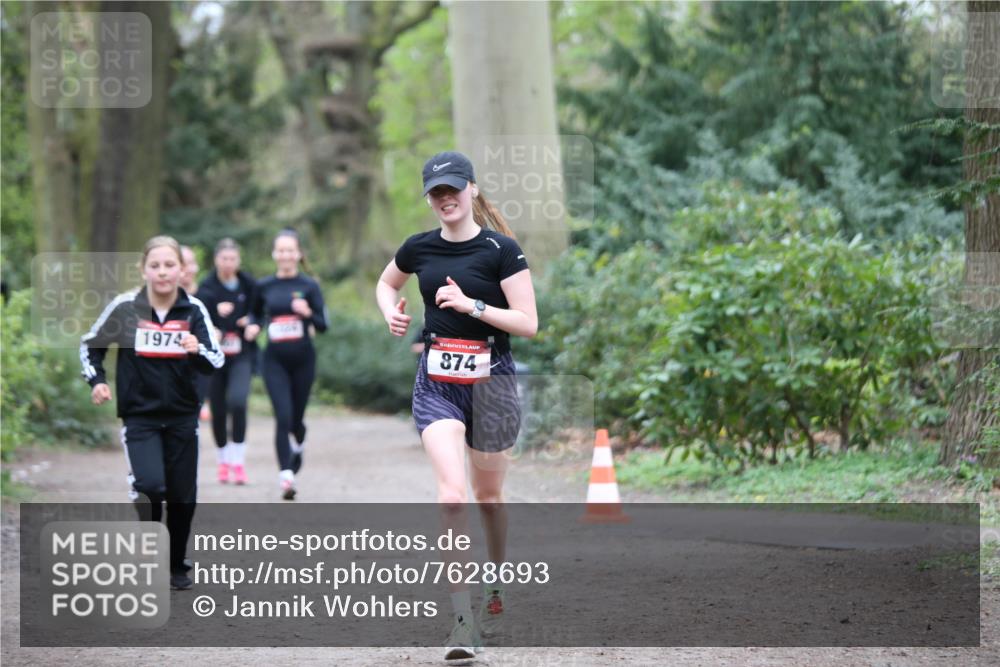 13.04.2025 - Hammer Lauf Jannik Wohlers http://msf.ph/oto/7628693 13.04.2025 12:44:17 Laufen 1974, 874 meine-sportfotos.de