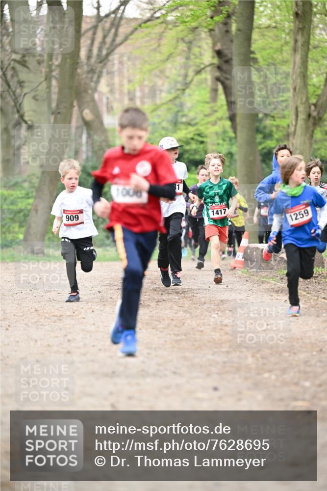 13.04.2025 - Hammer Lauf Dr. Thomas Lammeyer http://msf.ph/oto/7628695 13.04.2025 09:22:31 Laufen 909, 1008, 81, 1417, 1259 meine-sportfotos.de