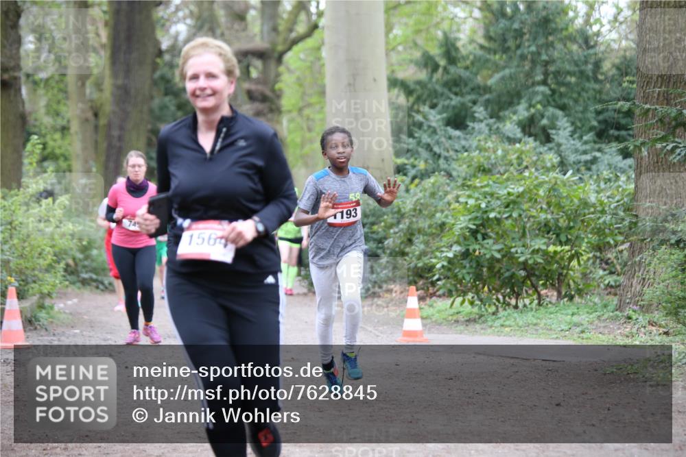 13.04.2025 - Hammer Lauf Jannik Wohlers http://msf.ph/oto/7628845 13.04.2025 12:43:46 Laufen 156, 193 meine-sportfotos.de