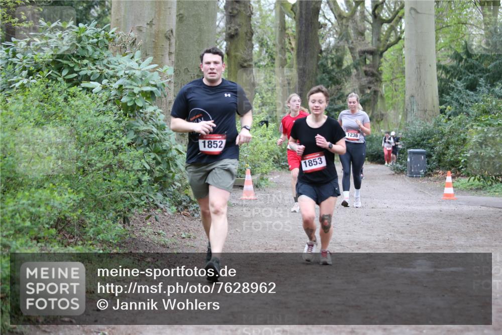 13.04.2025 - Hammer Lauf Jannik Wohlers http://msf.ph/oto/7628962 13.04.2025 12:43:24 Laufen 1852, 1853, 1236 meine-sportfotos.de