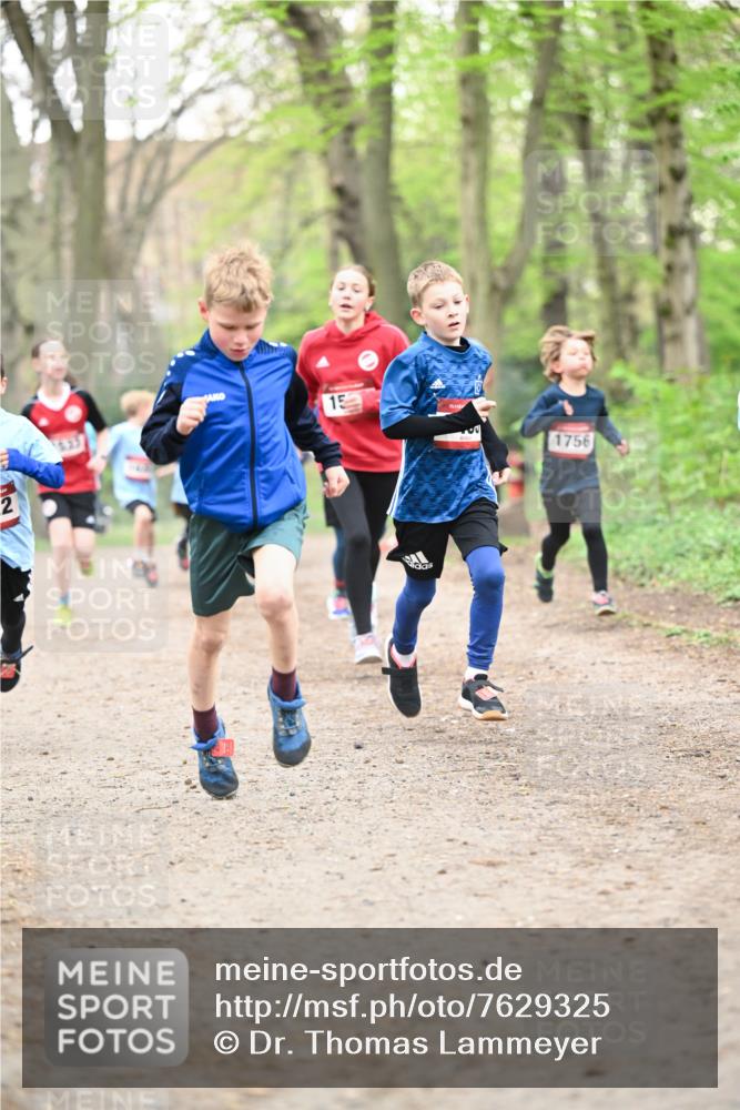 13.04.2025 - Hammer Lauf Dr. Thomas Lammeyer http://msf.ph/oto/7629325 13.04.2025 09:23:16 Laufen 2, 15, 1756 meine-sportfotos.de