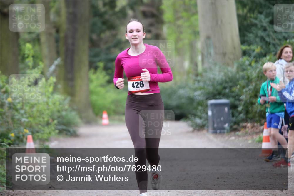 13.04.2025 - Hammer Lauf Jannik Wohlers http://msf.ph/oto/7629480 13.04.2025 13:31:16 Laufen 426 meine-sportfotos.de
