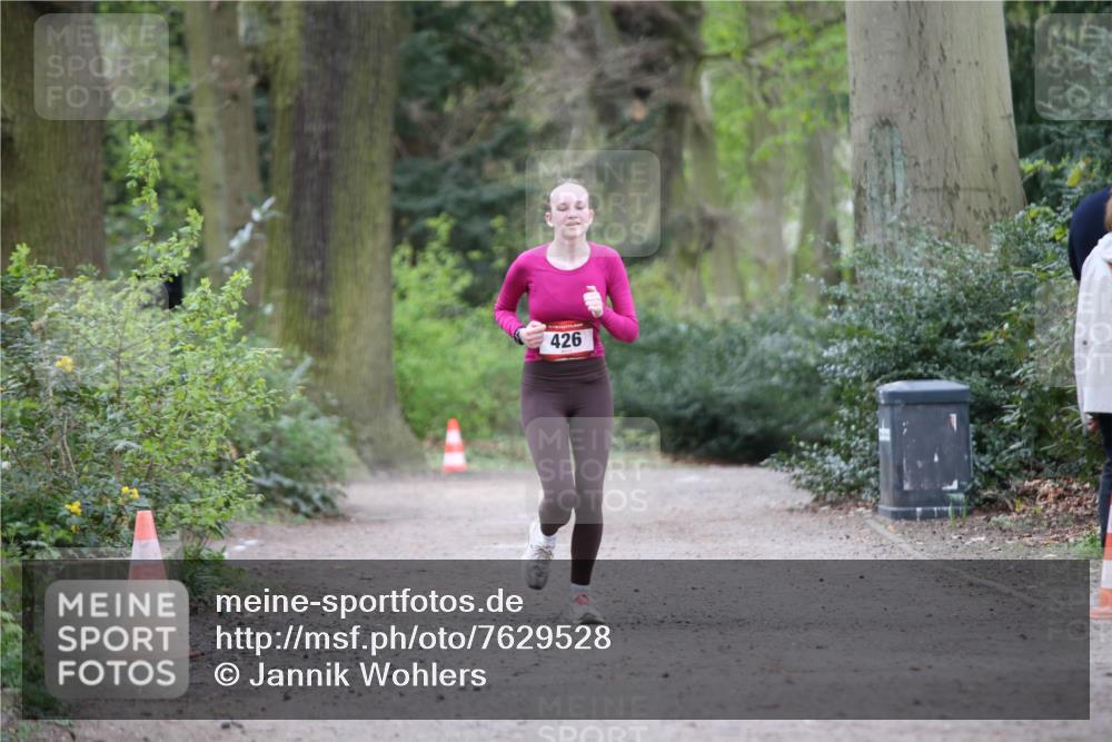 13.04.2025 - Hammer Lauf Jannik Wohlers http://msf.ph/oto/7629528 13.04.2025 13:31:13 Laufen 426 meine-sportfotos.de