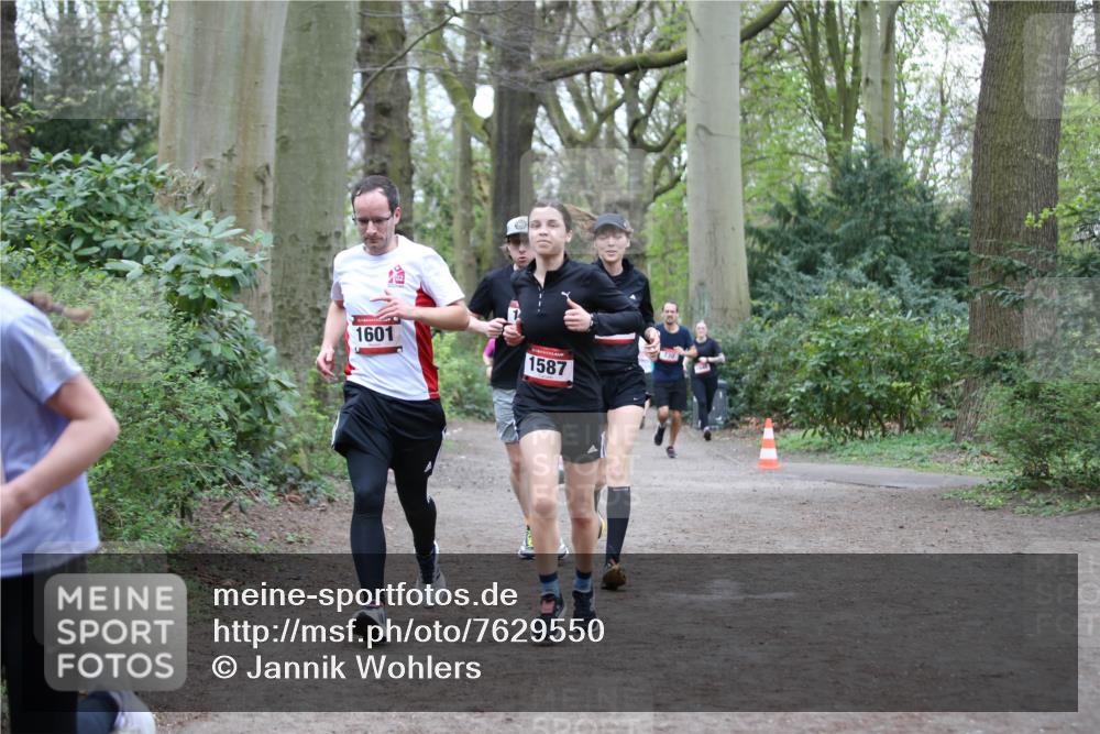 13.04.2025 - Hammer Lauf Jannik Wohlers http://msf.ph/oto/7629550 13.04.2025 12:42:15 Laufen 1601, 1587 meine-sportfotos.de