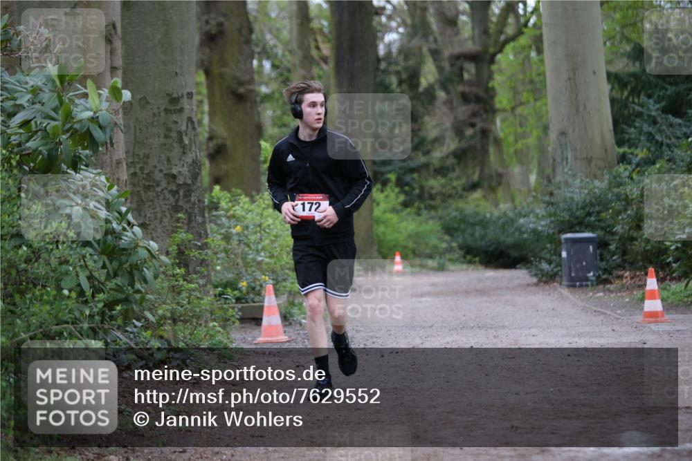 13.04.2025 - Hammer Lauf Jannik Wohlers http://msf.ph/oto/7629552 13.04.2025 13:28:19 Laufen 172 meine-sportfotos.de