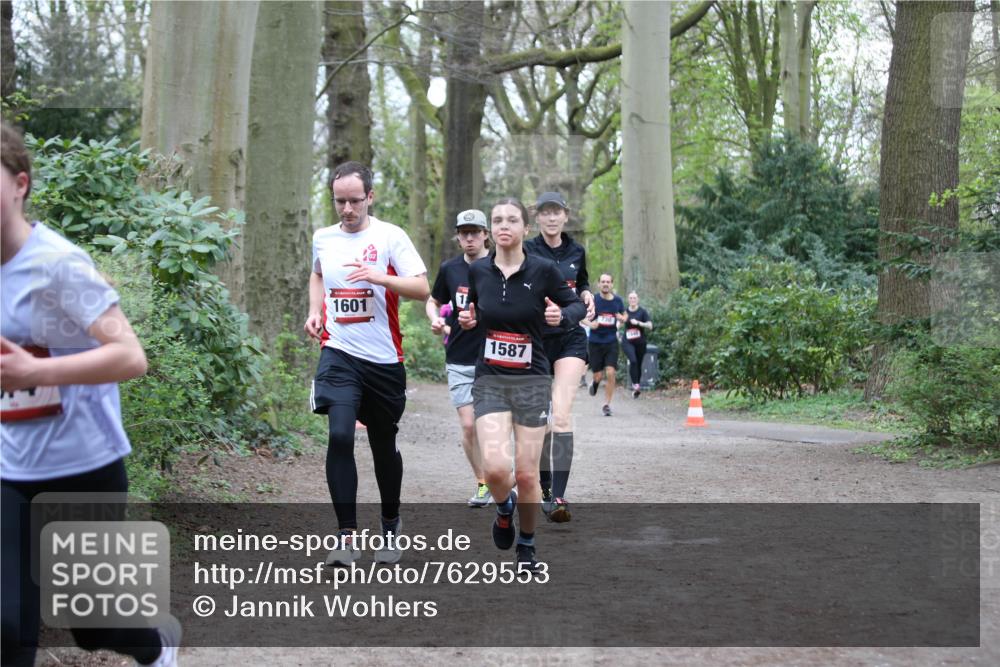 13.04.2025 - Hammer Lauf Jannik Wohlers http://msf.ph/oto/7629553 13.04.2025 12:42:15 Laufen 1601, 1587 meine-sportfotos.de