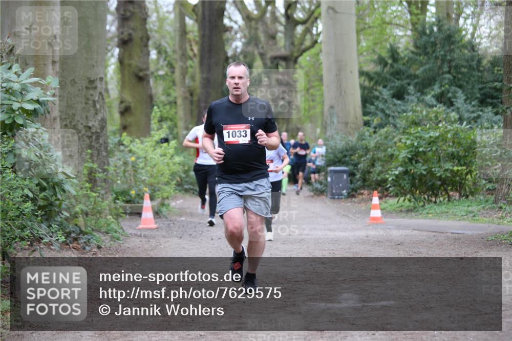 13.04.2025 - Hammer Lauf Jannik Wohlers http://msf.ph/oto/7629575 13.04.2025 12:42:11 Laufen 1033 meine-sportfotos.de