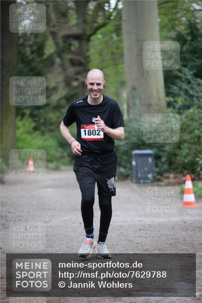 13.04.2025 - Hammer Lauf Jannik Wohlers http://msf.ph/oto/7629788 13.04.2025 13:24:20 Laufen 15, 1802 meine-sportfotos.de