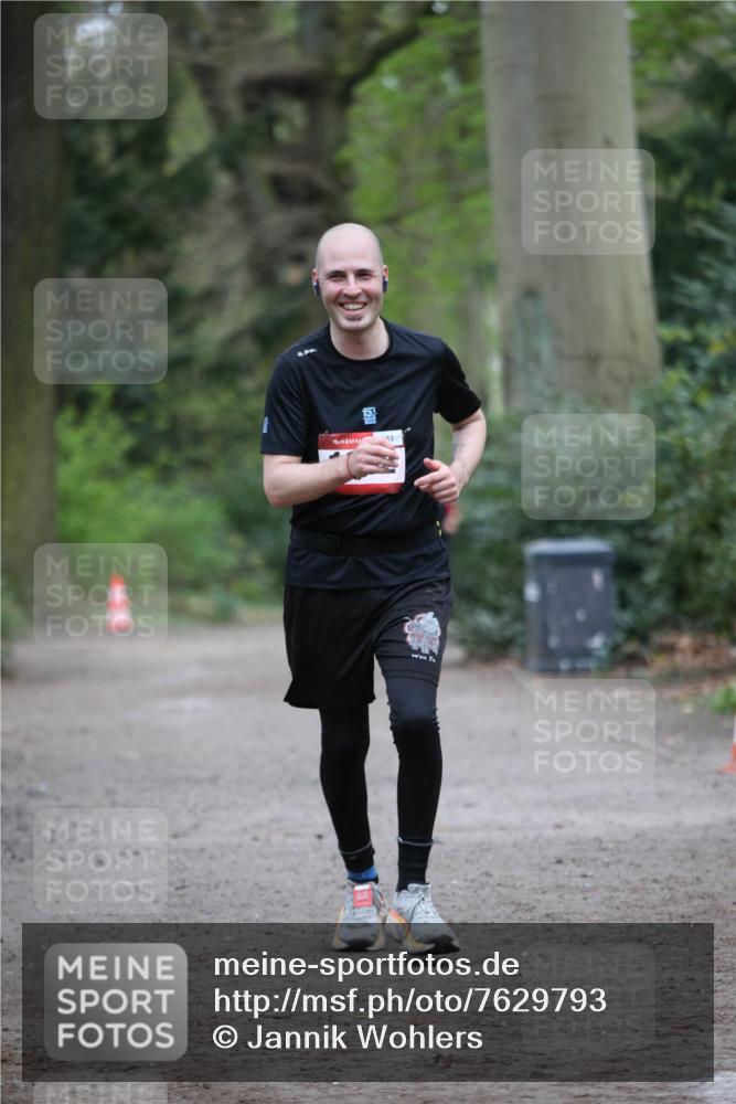 13.04.2025 - Hammer Lauf Jannik Wohlers http://msf.ph/oto/7629793 13.04.2025 13:24:20 Laufen 15 meine-sportfotos.de