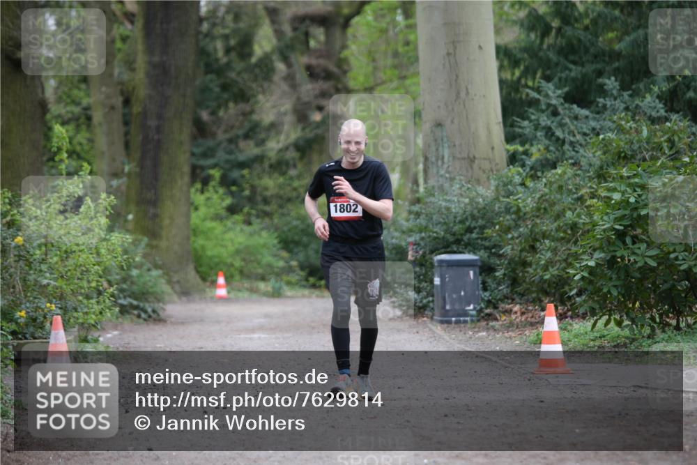 13.04.2025 - Hammer Lauf Jannik Wohlers http://msf.ph/oto/7629814 13.04.2025 13:24:17 Laufen 1802 meine-sportfotos.de