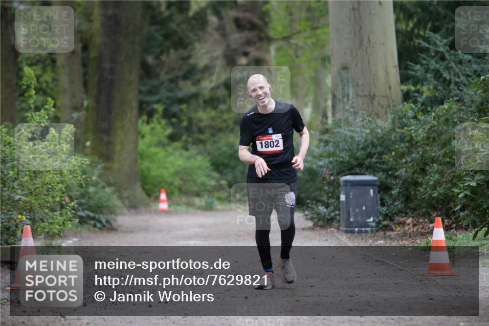 13.04.2025 - Hammer Lauf Jannik Wohlers http://msf.ph/oto/7629821 13.04.2025 13:24:17 Laufen 1802 meine-sportfotos.de