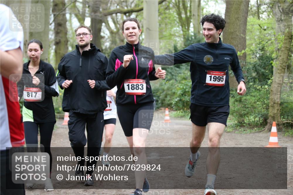 13.04.2025 - Hammer Lauf Jannik Wohlers http://msf.ph/oto/7629824 13.04.2025 12:41:22 Laufen 817, 15, 1883, 15, 1995 meine-sportfotos.de