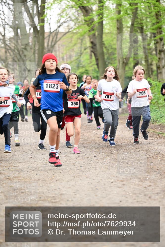 13.04.2025 - Hammer Lauf Dr. Thomas Lammeyer http://msf.ph/oto/7629934 13.04.2025 09:23:47 Laufen 847, 18, 1823, 15, 358, 787, 786 meine-sportfotos.de