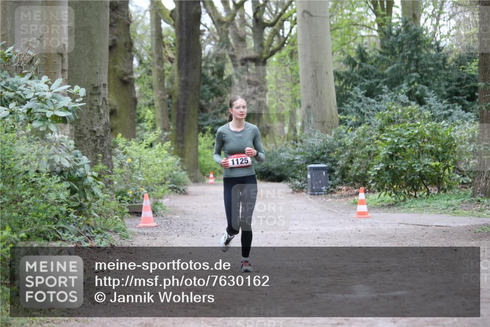 13.04.2025 - Hammer Lauf Jannik Wohlers http://msf.ph/oto/7630162 13.04.2025 13:16:28 Laufen 1125 meine-sportfotos.de