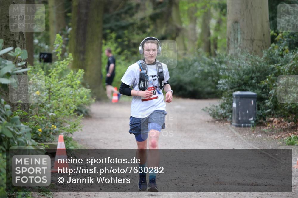 13.04.2025 - Hammer Lauf Jannik Wohlers http://msf.ph/oto/7630282 13.04.2025 13:13:47 Laufen 9 meine-sportfotos.de