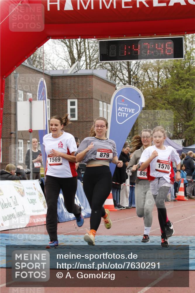 13.04.2025 - Hammer Lauf A. Gomolzig http://msf.ph/oto/7630291 13.04.2025 12:47:44 Ziel 879, 880, 1569, 1570 meine-sportfotos.de