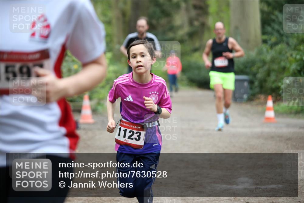 13.04.2025 - Hammer Lauf Jannik Wohlers http://msf.ph/oto/7630528 13.04.2025 12:39:51 Laufen 59, 15, 1123 meine-sportfotos.de